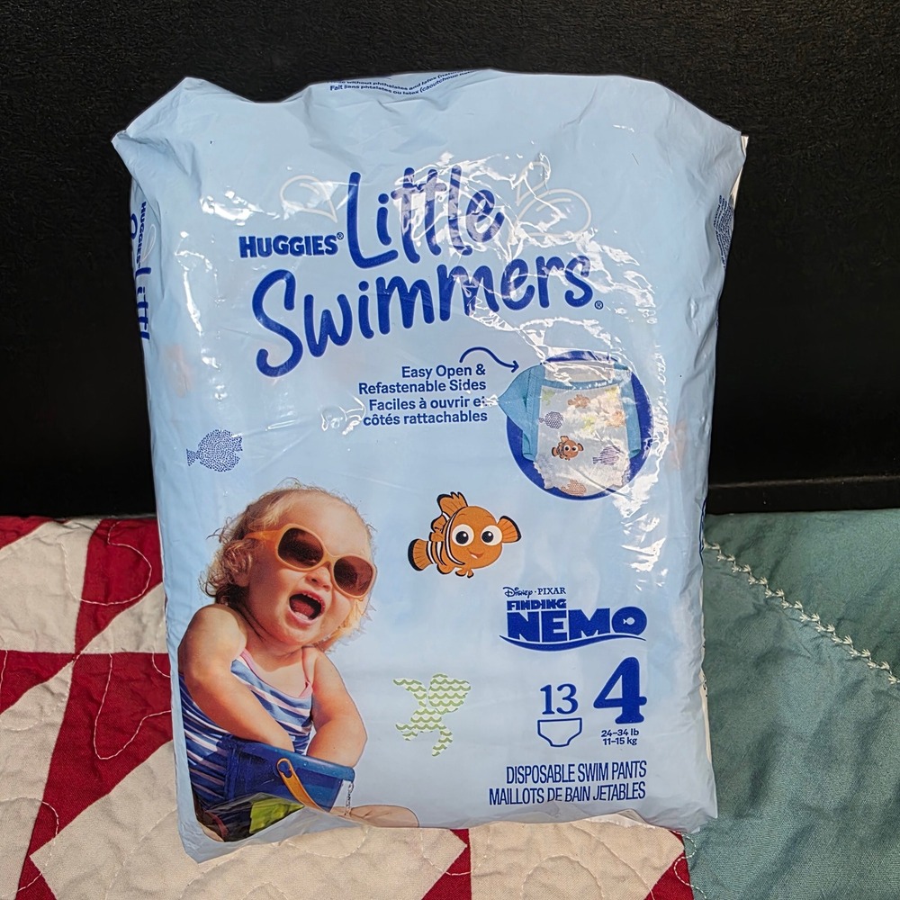 Huggies Little Swimmers Swim Pants Size 4 13ct Blue Finding Nemo Disposable